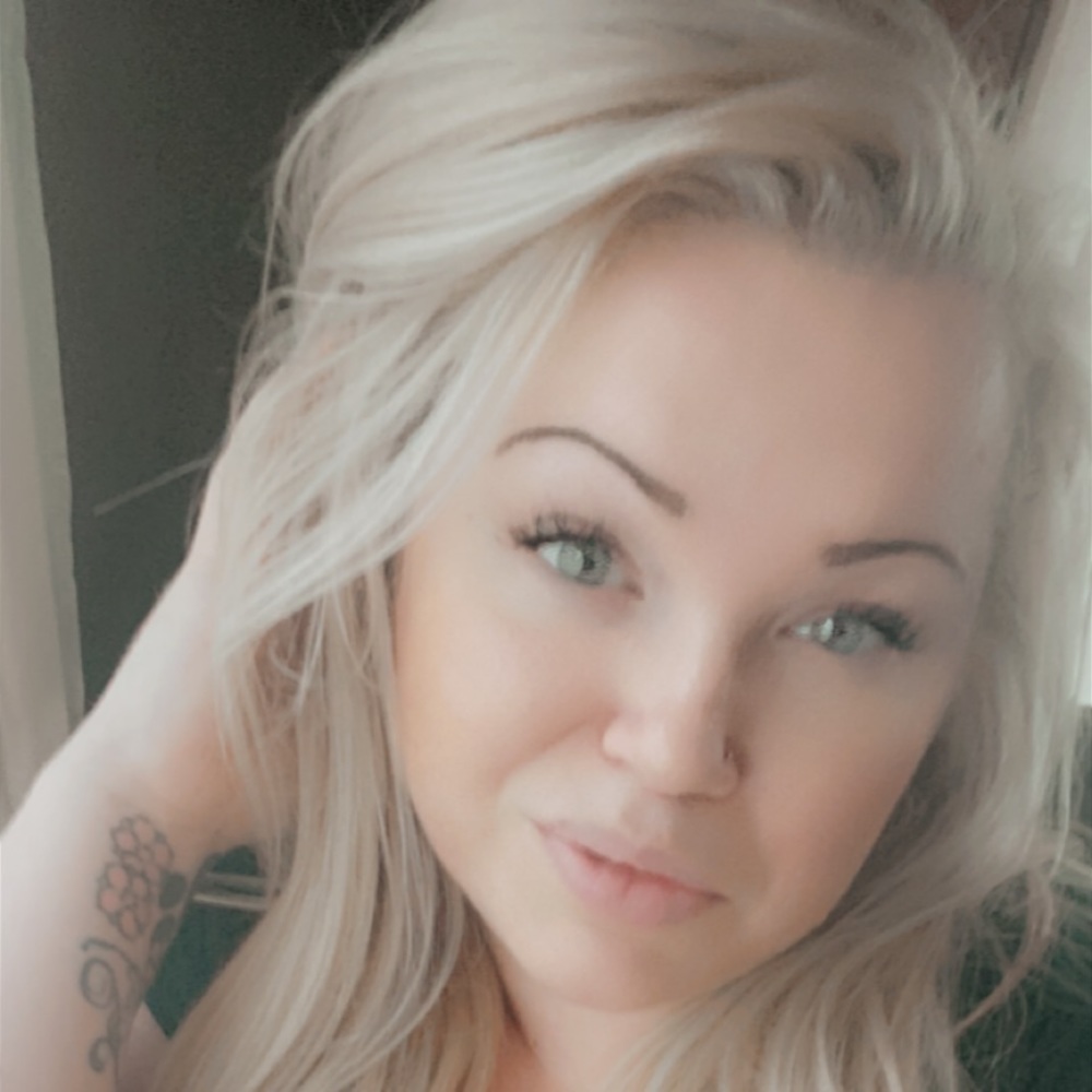 Meet your Posher, Ashley
